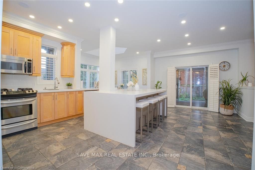 50 Islandview Way Property Photo 9