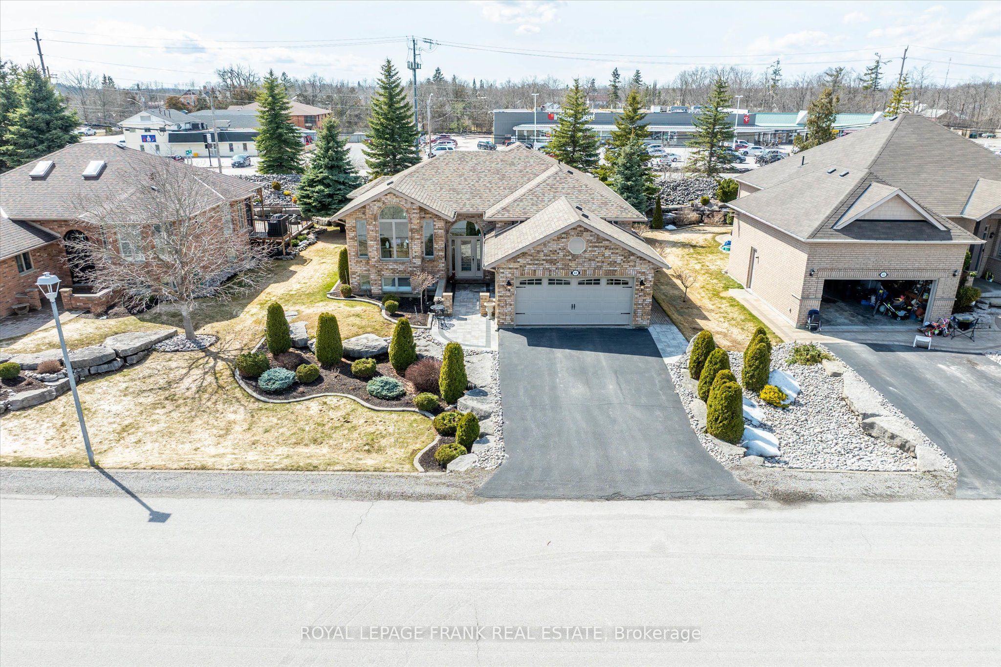 42 Huntingwood Crescent Property Photo 33