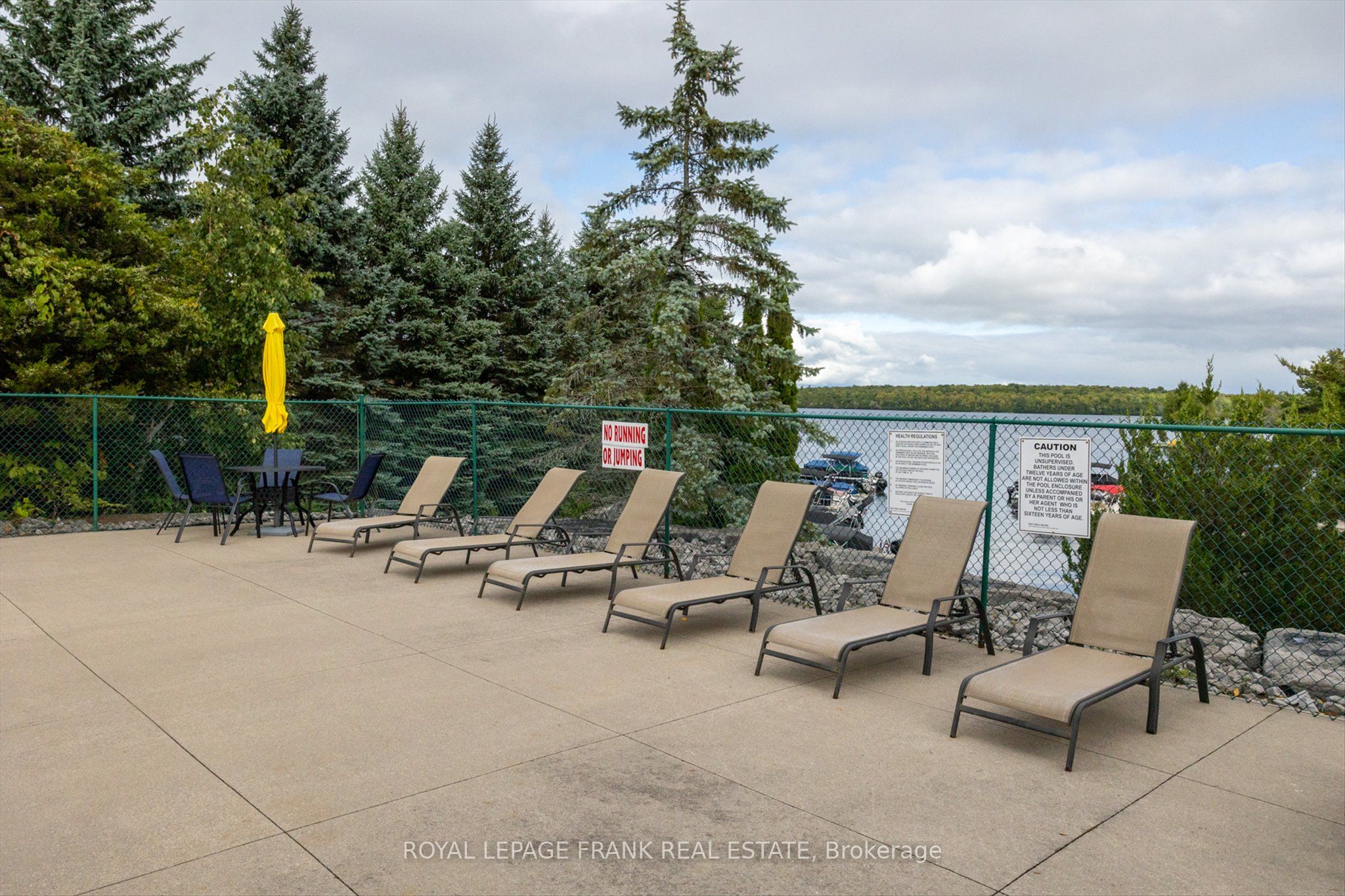 42 Huntingwood Crescent Property Photo 35