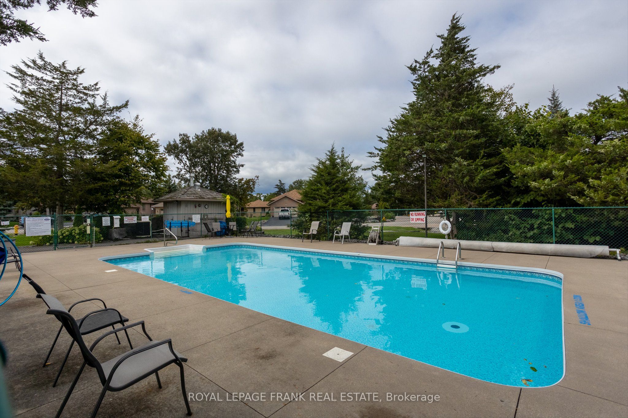42 Huntingwood Crescent Property Photo 36