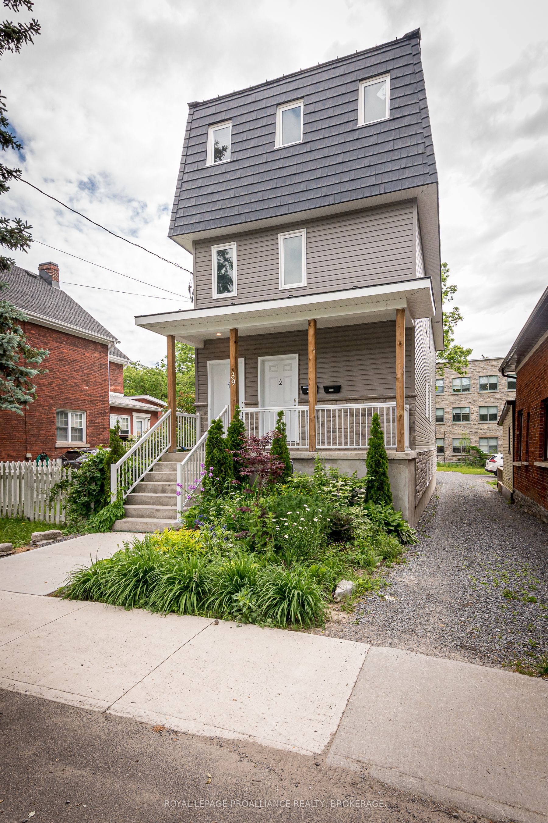 39 Ellerbeck Street Property Photo