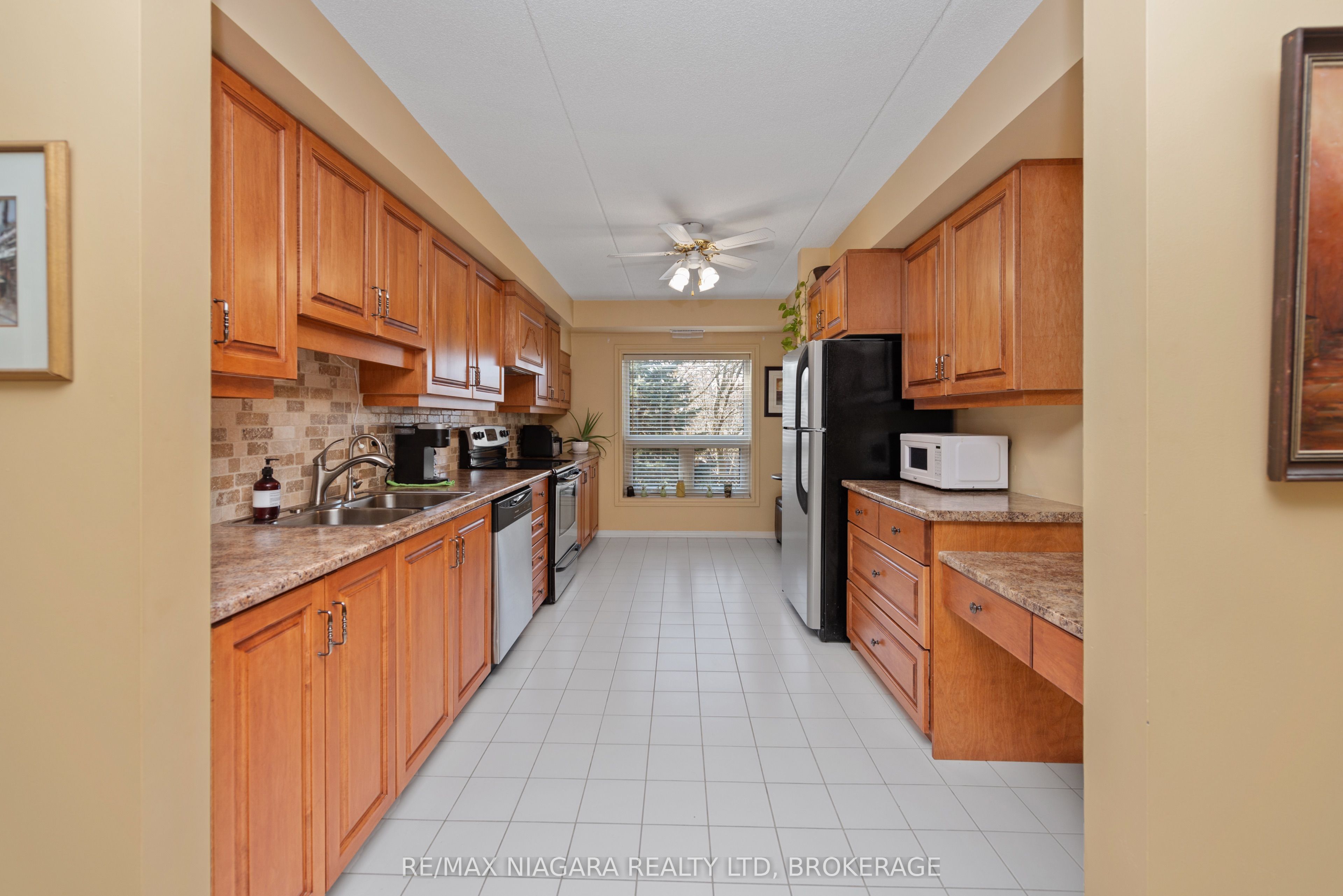6704 Thorold Stone Road 206 Property Photo 9