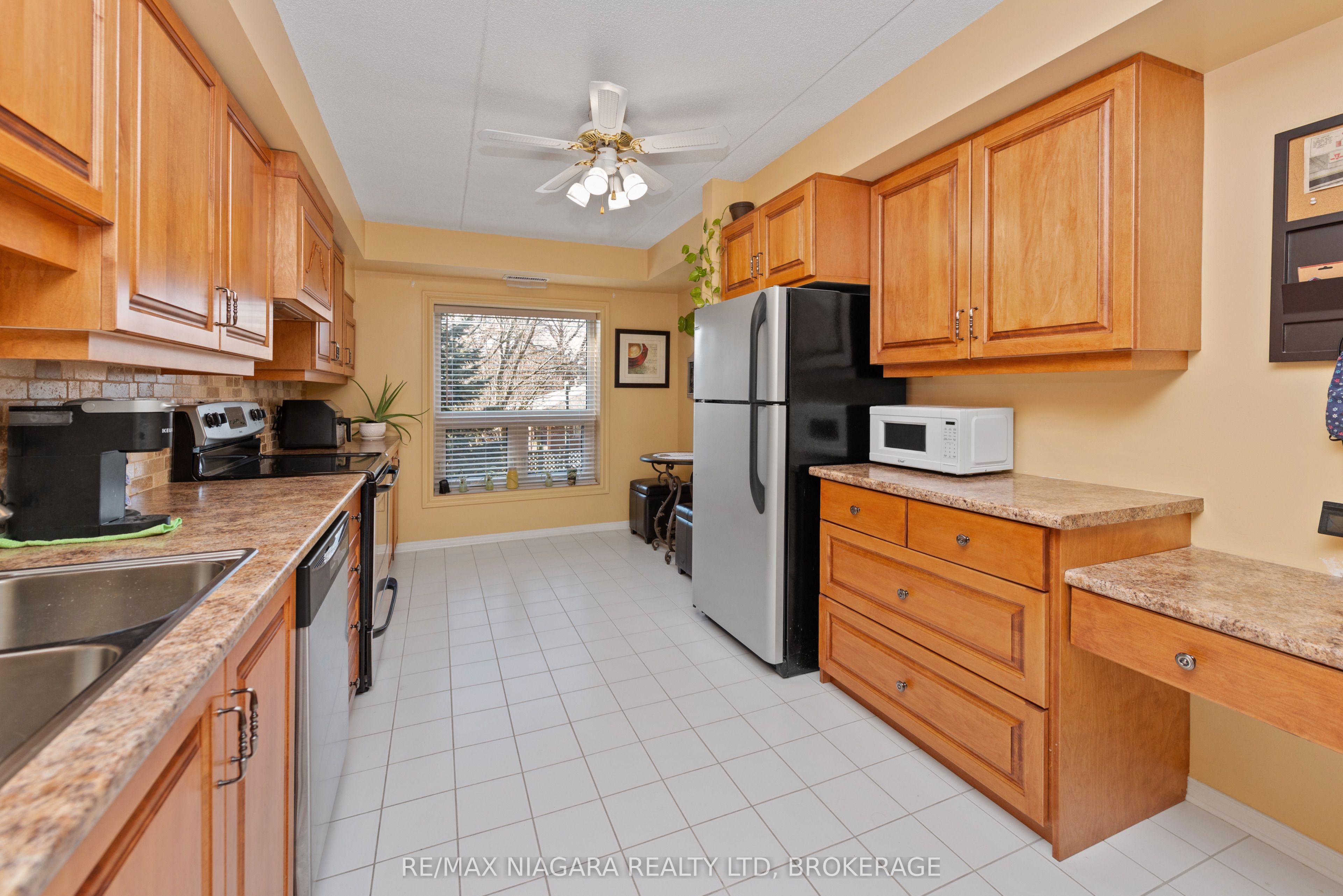 6704 Thorold Stone Road 206 Property Photo 10