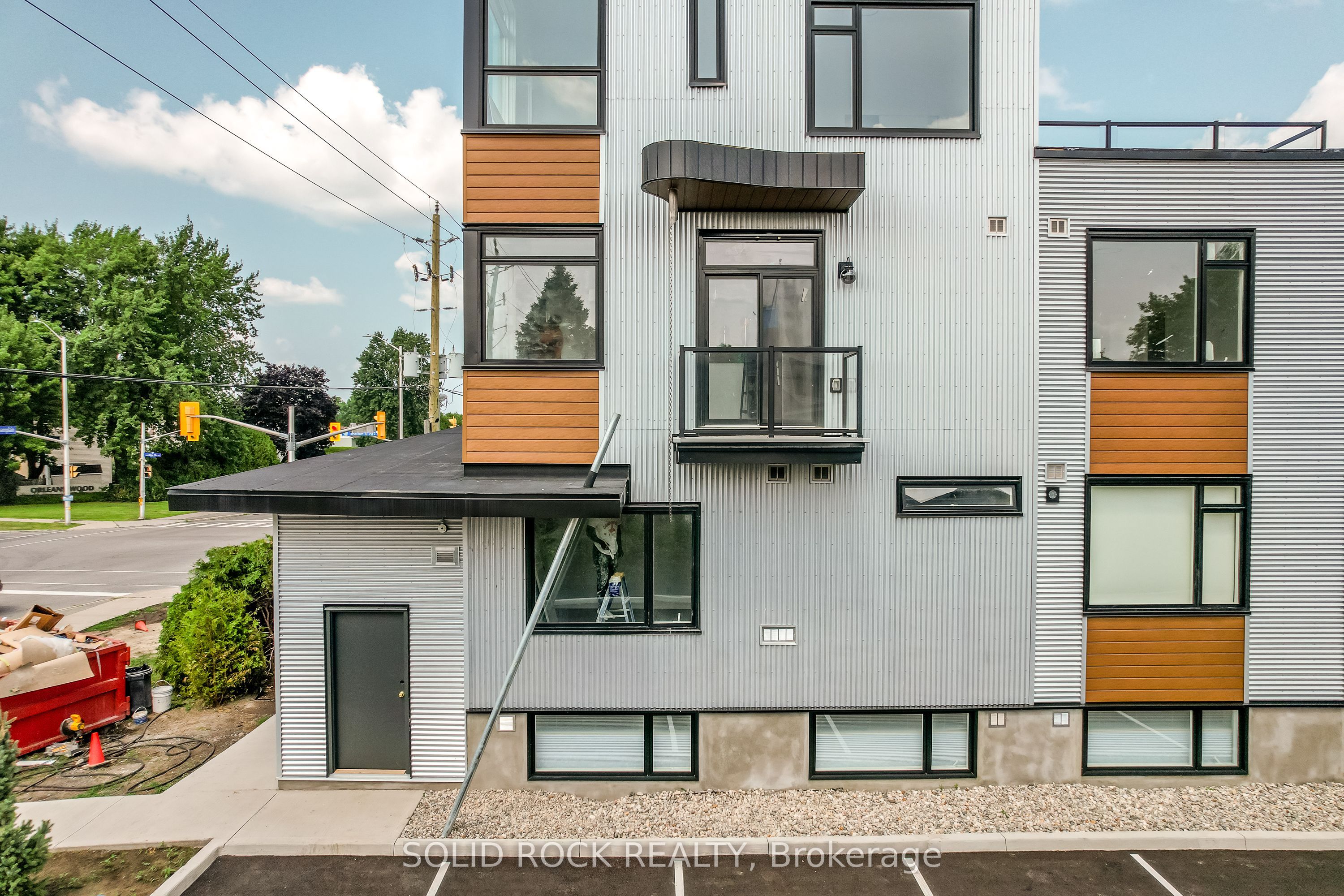 845 Champlain Street Unit 4 The Bowtie Property Photo 4