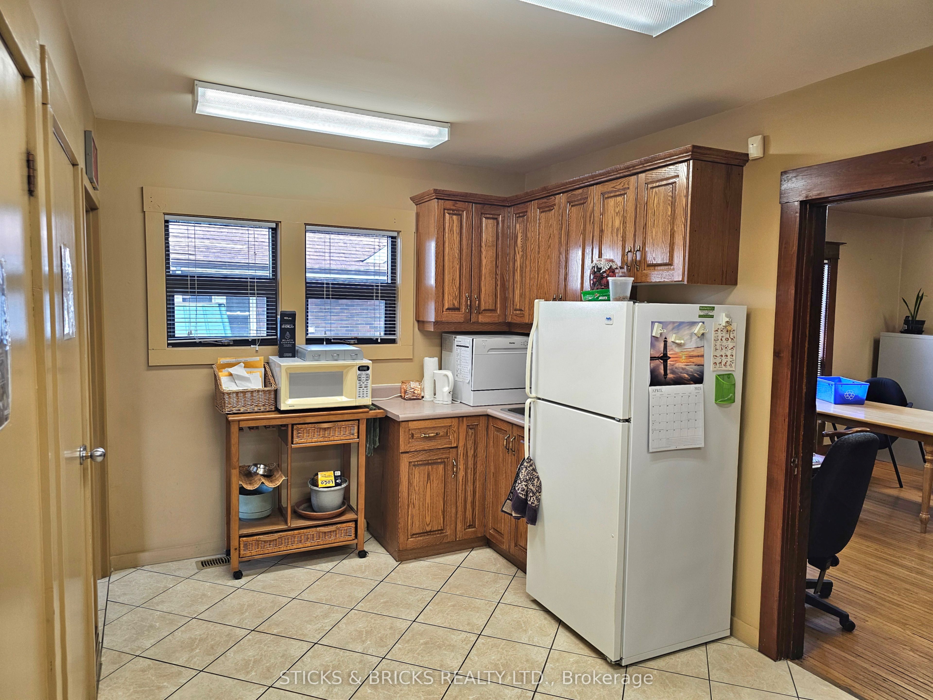 6974 Lundys Lane Property Photo 3