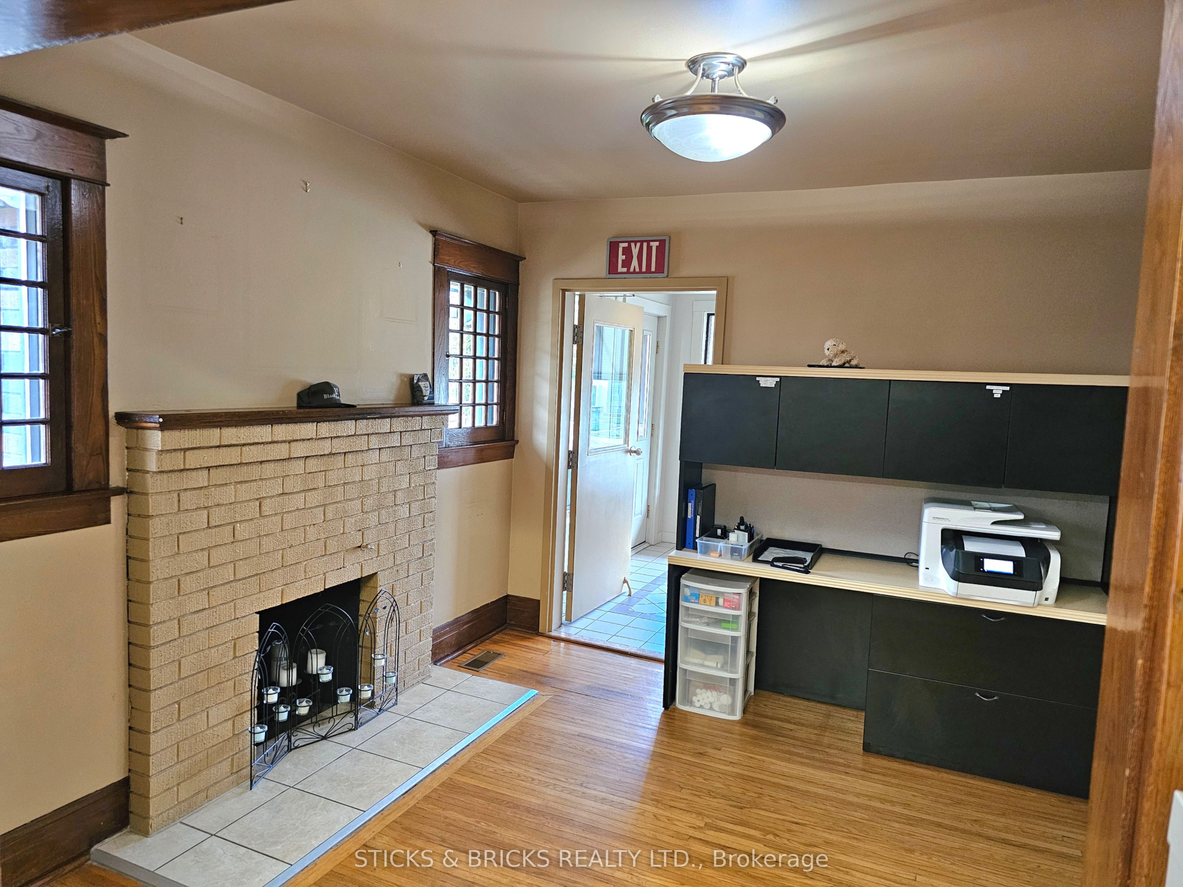 6974 Lundys Lane Property Photo 5