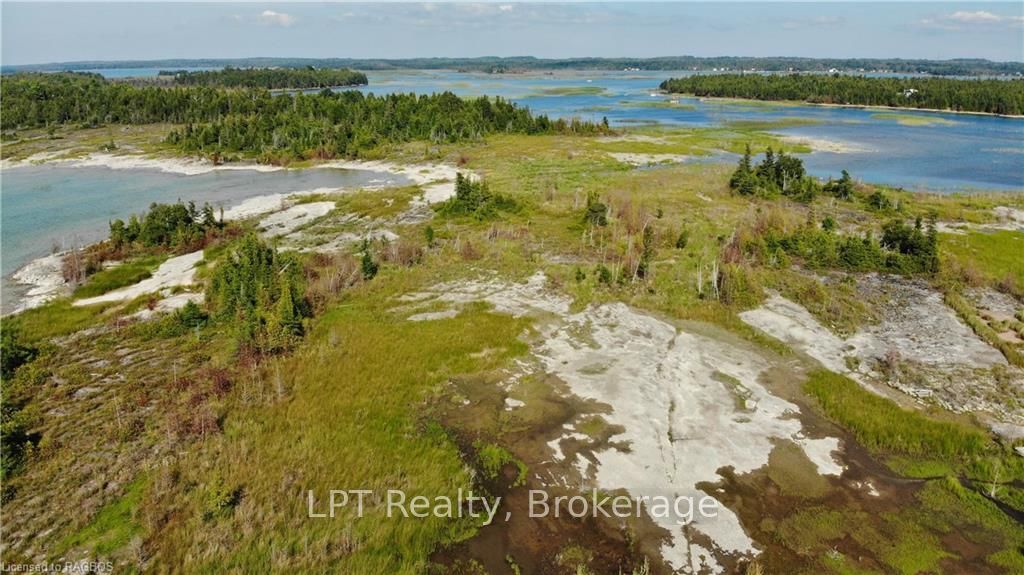 77 Montrose Property Photo 13