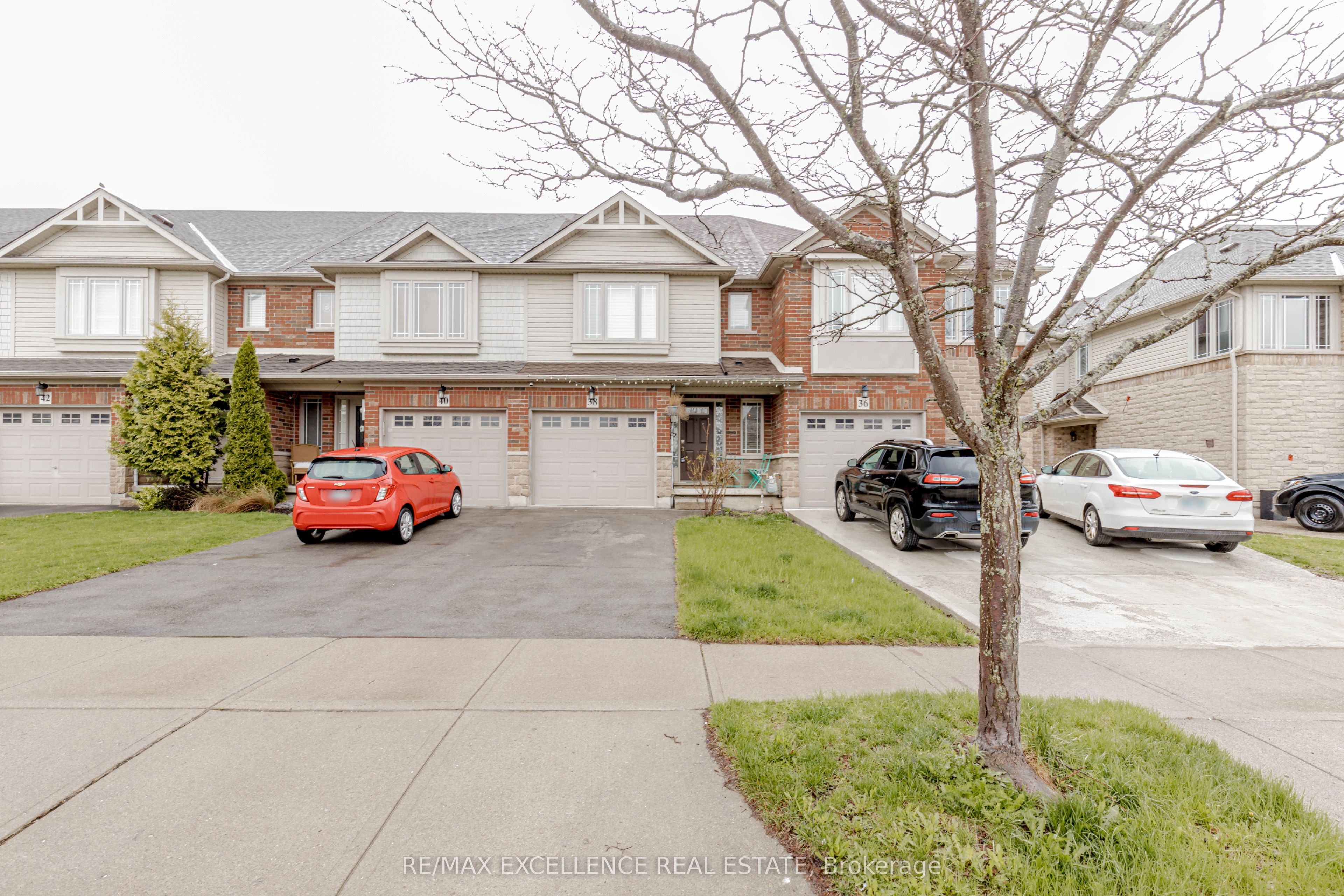 38 Magnificent Way Property Photo 1
