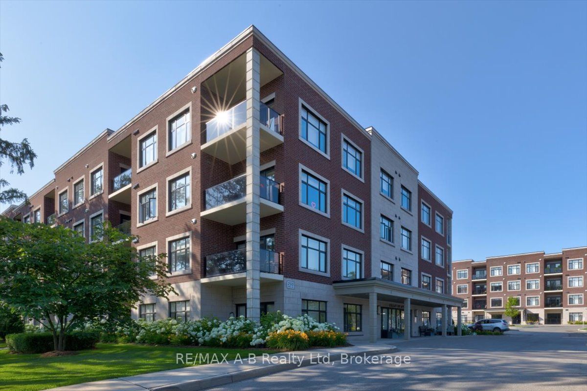 255 John Street N 206 Property Photo 1