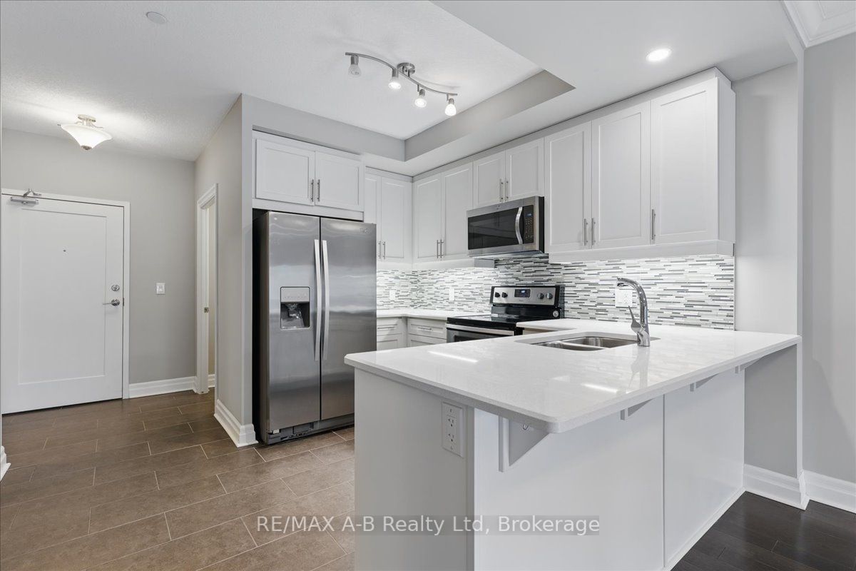 255 John Street N 206 Property Photo 11