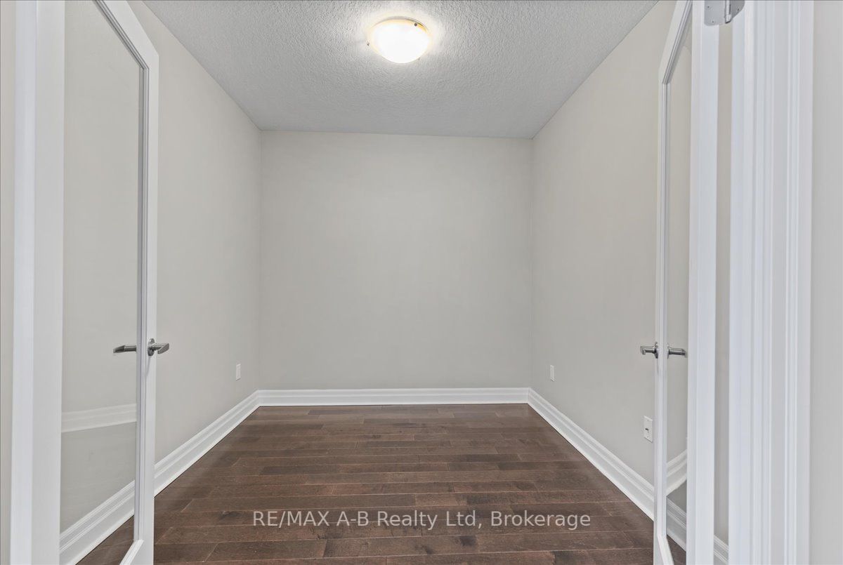 255 John Street N 206 Property Photo 19