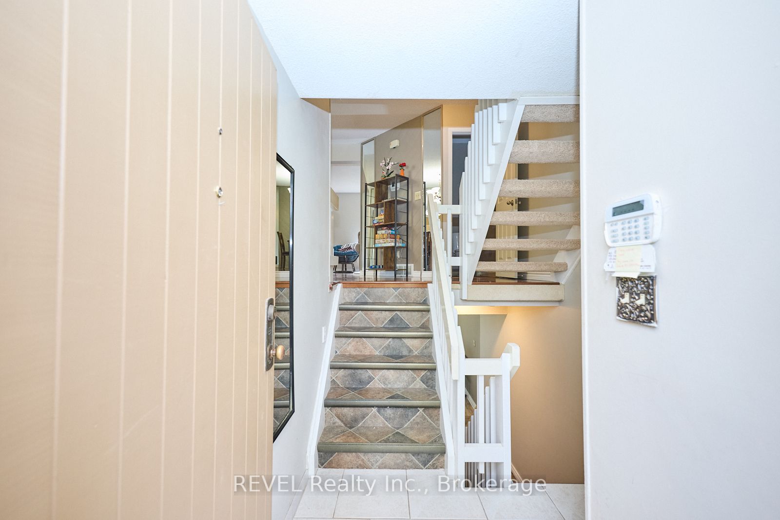 178 Scott Street 19 Property Photo 3