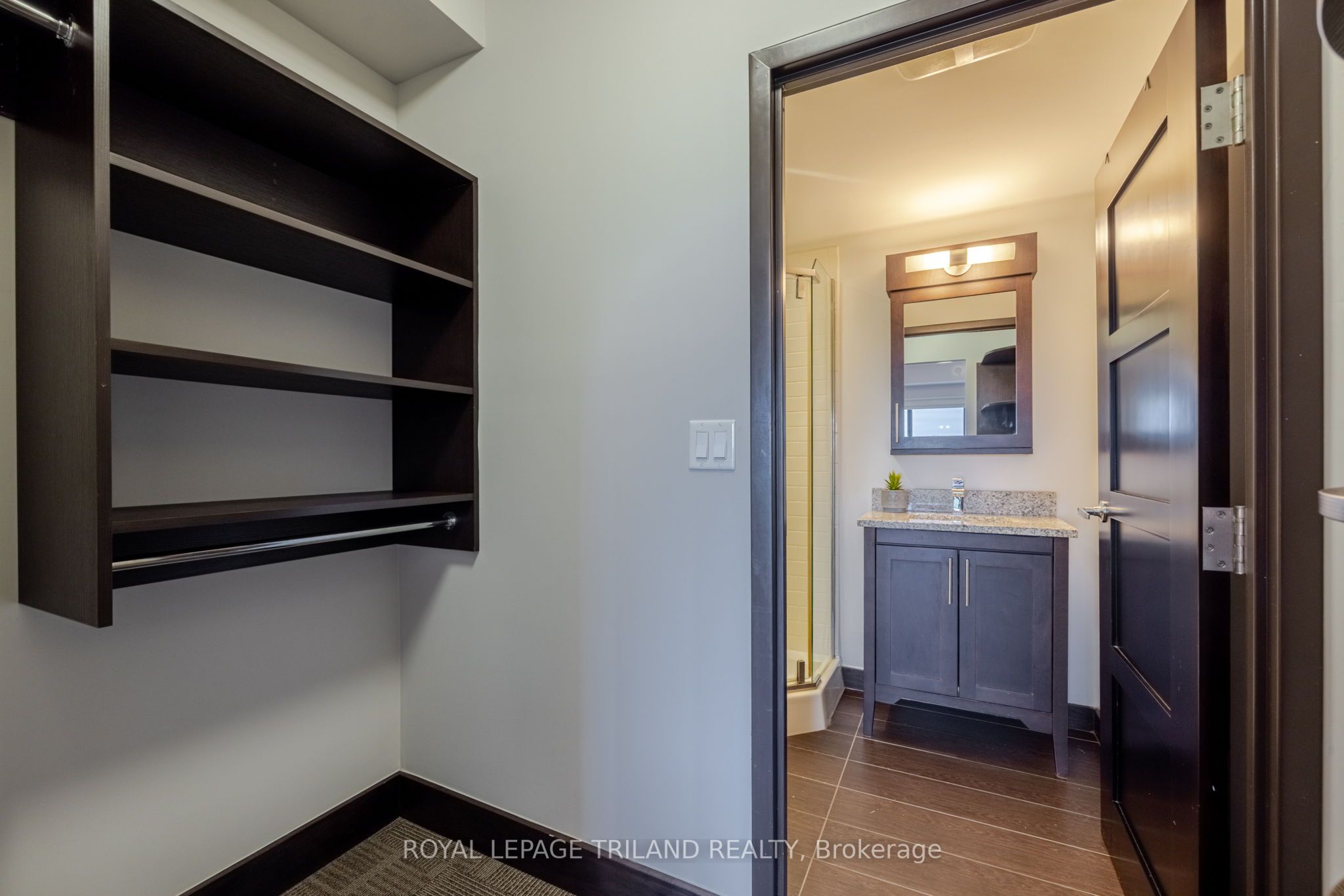 1235 Richmond St Property Photo 18