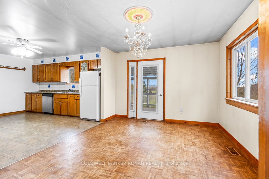 316522 Highway 6 Property Photo 13