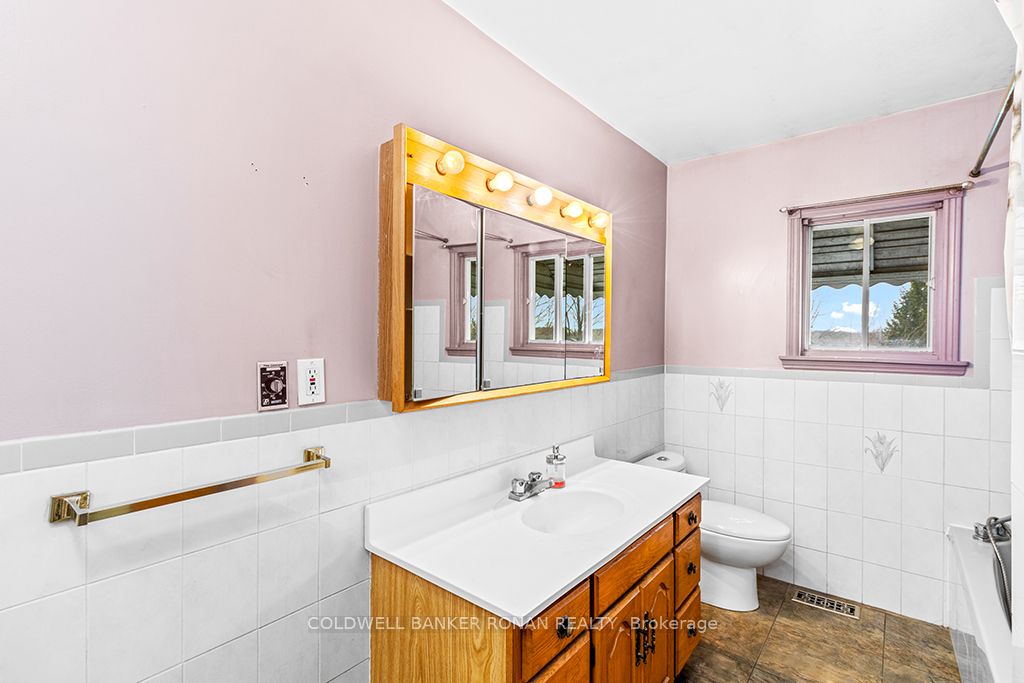 316522 Highway 6 Property Photo 22