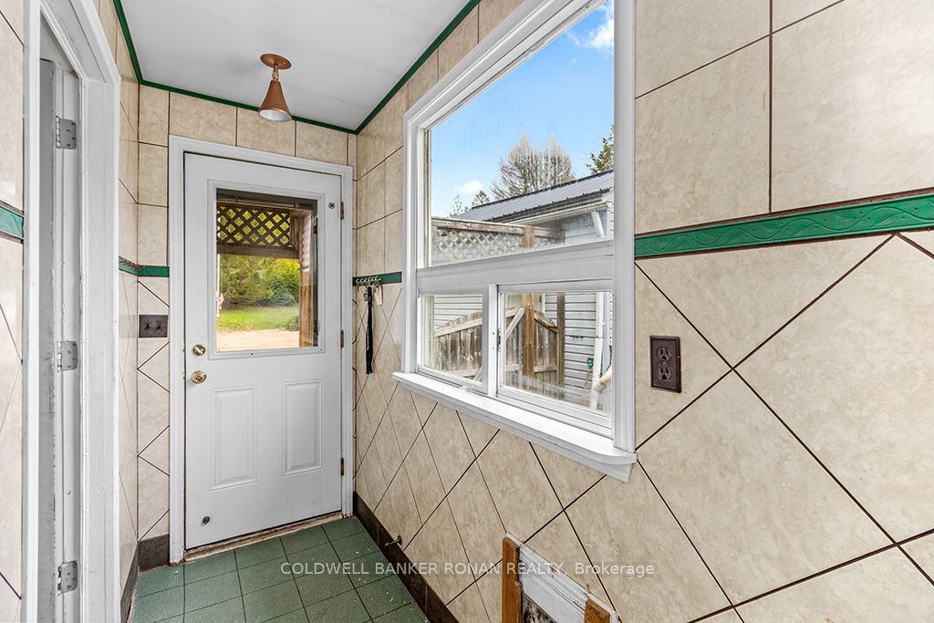 316522 Highway 6 Property Photo 27