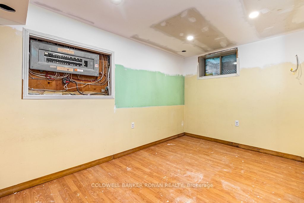 316522 Highway 6 Property Photo 35