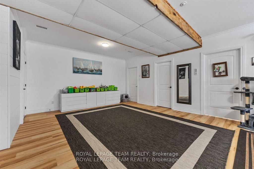 4372 River Road Property Photo 27