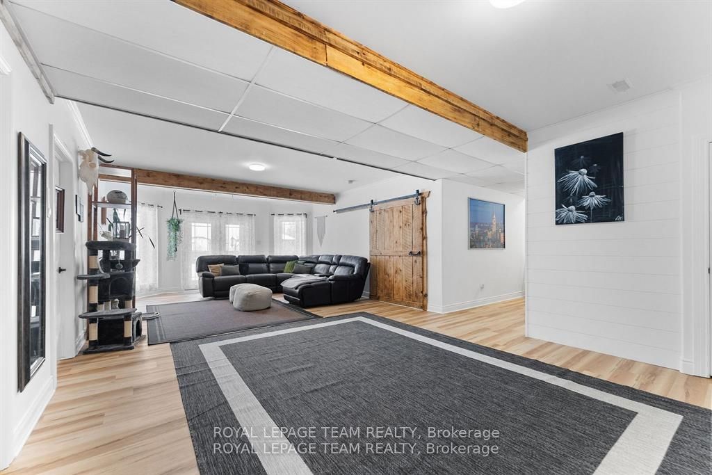 4372 River Road Property Photo 29
