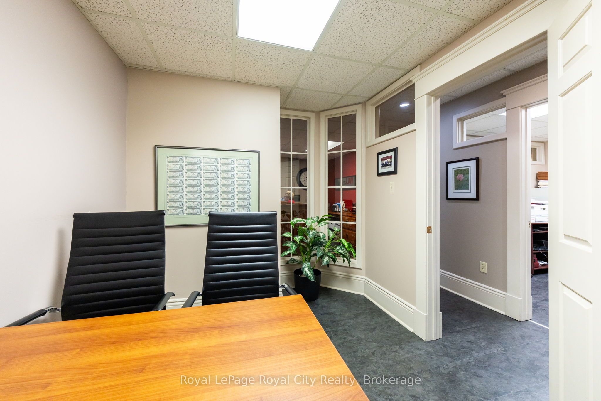 457 Woolwich Street Property Photo 9