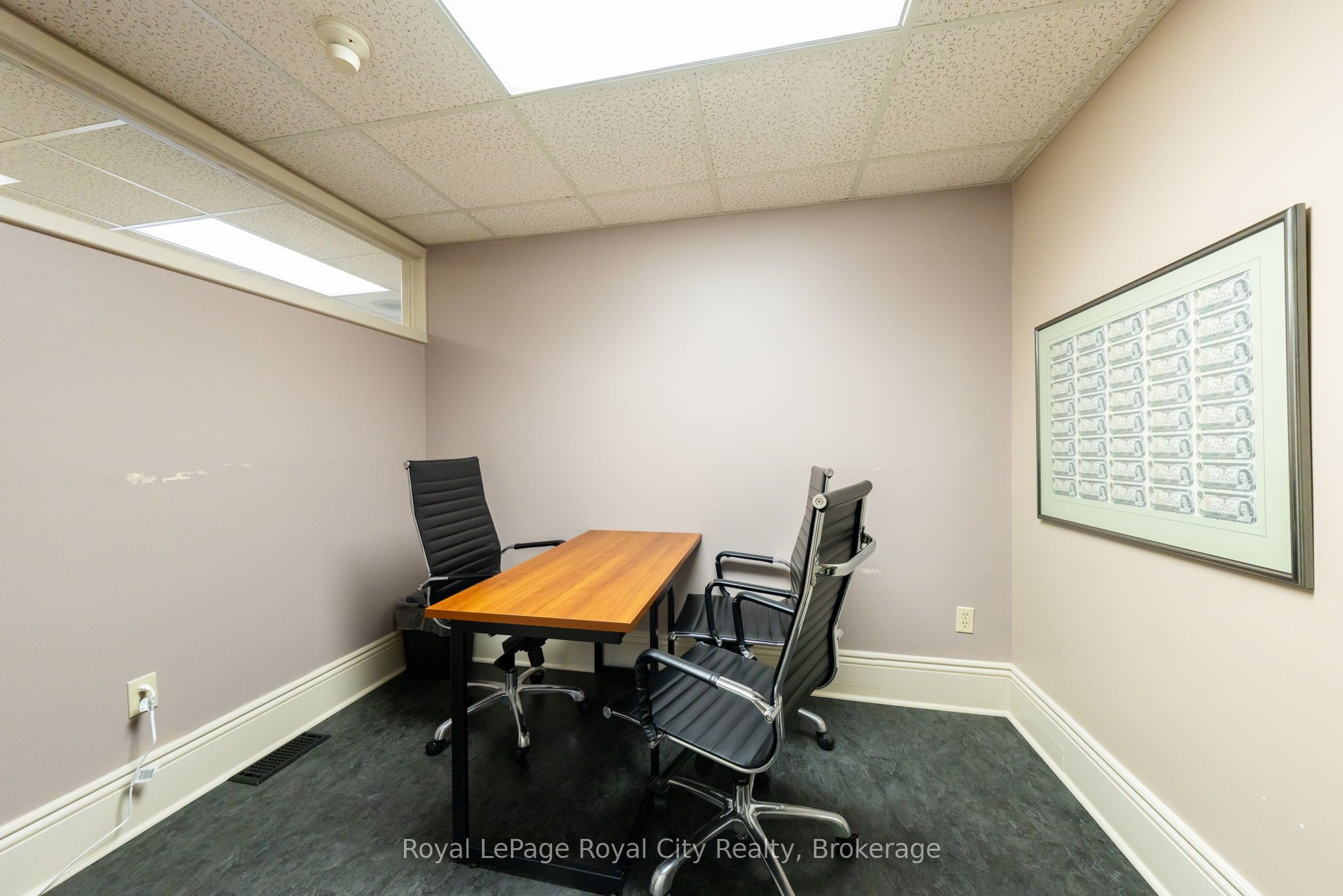 457 Woolwich Street Property Photo 10
