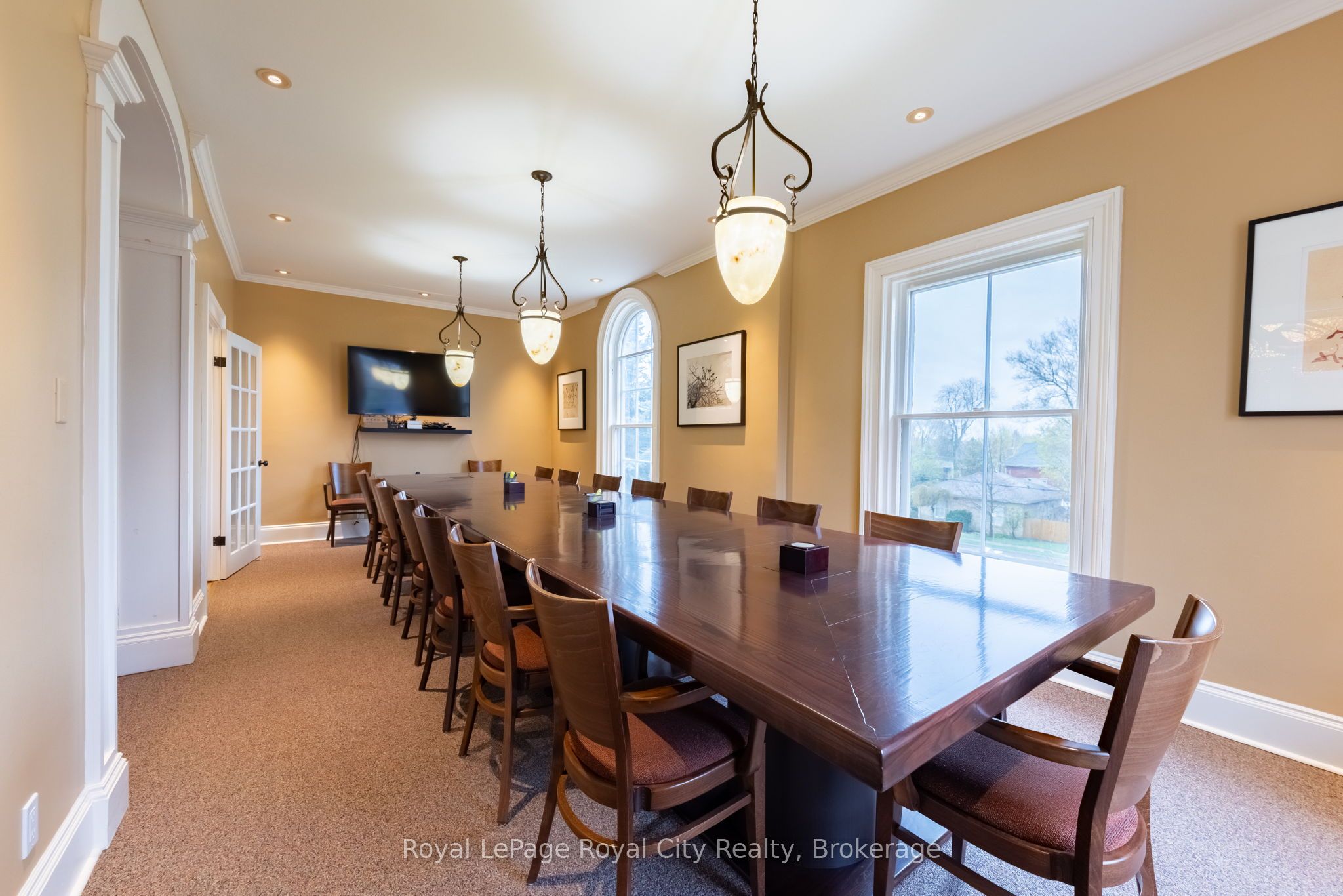 457 Woolwich Street Property Photo 19