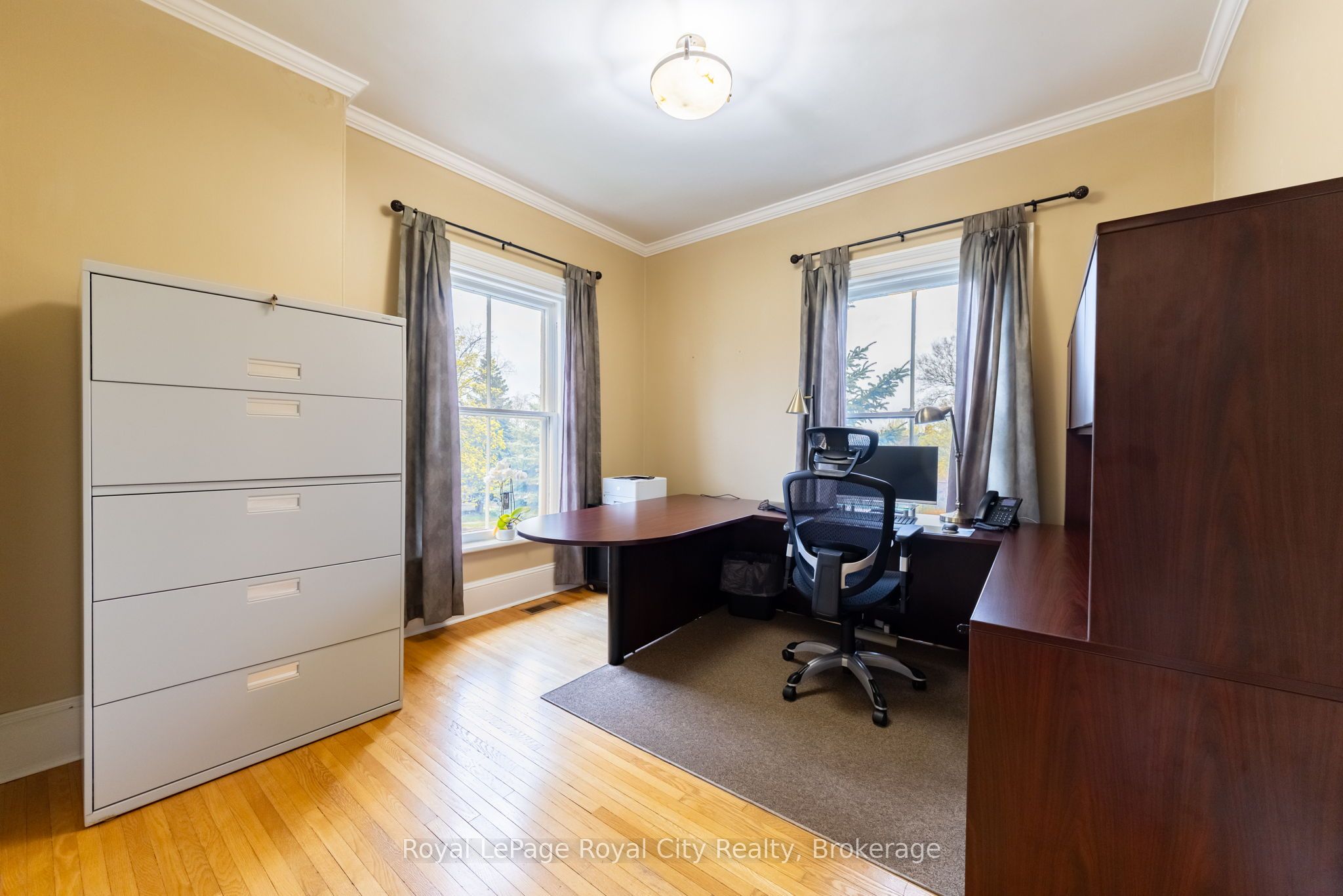 457 Woolwich Street Property Photo 23