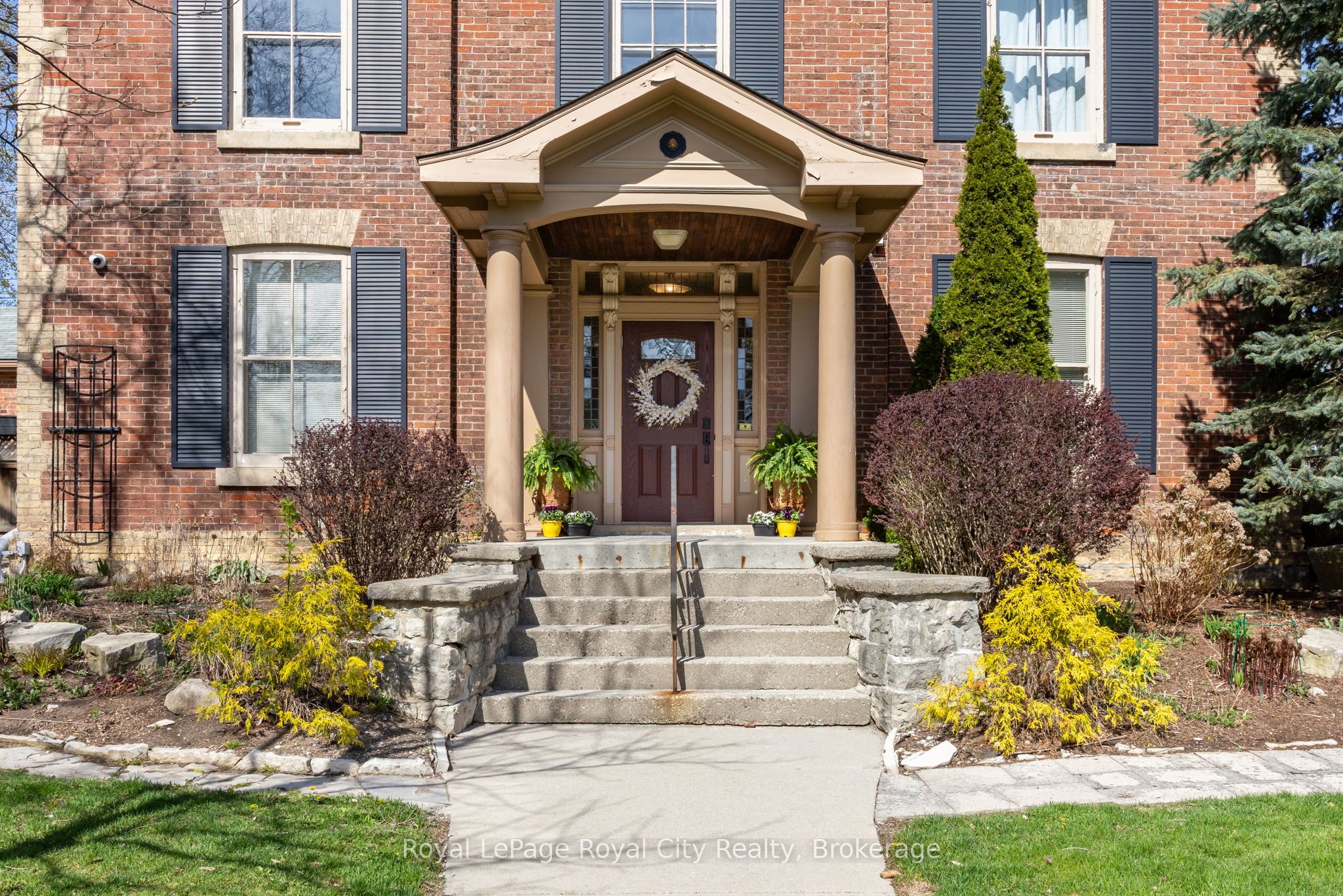 457 Woolwich Street Property Photo 32