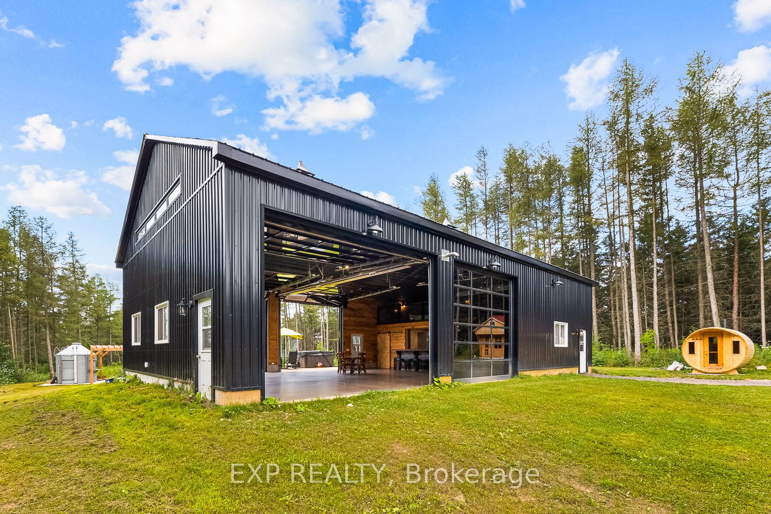 9307 9 Sideroad Property Photo 3
