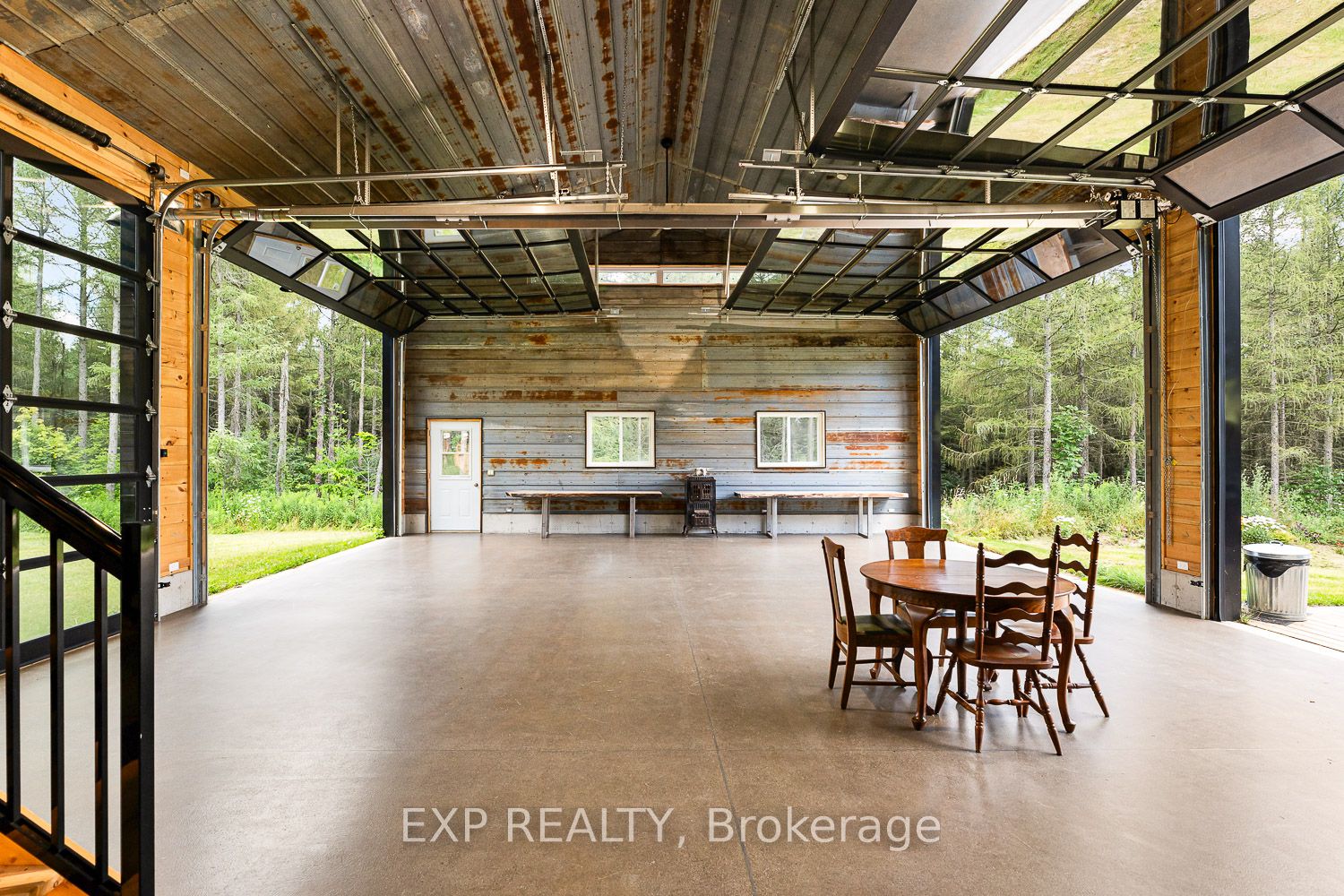9307 9 Sideroad Property Photo 16