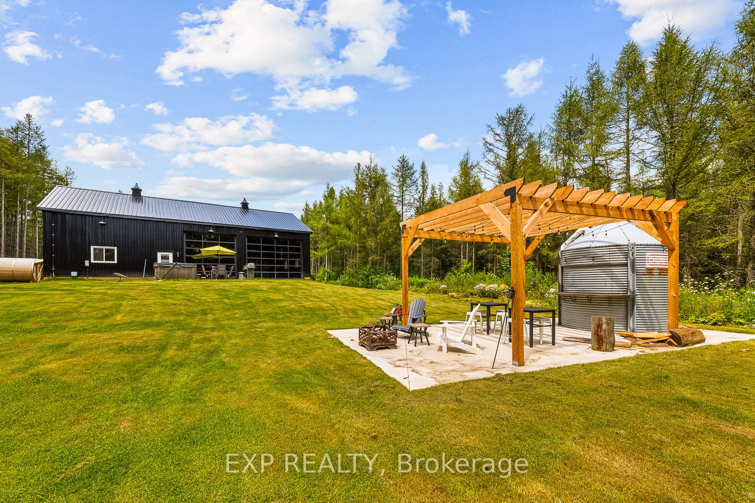 9307 9 Sideroad Property Photo 31
