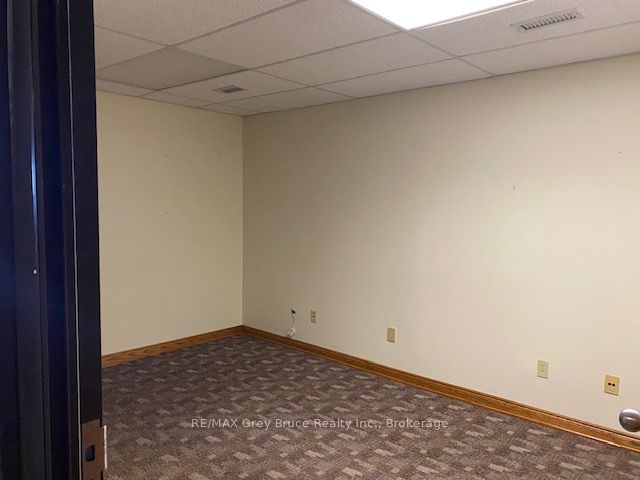 153 8th Street E Property Photo 4