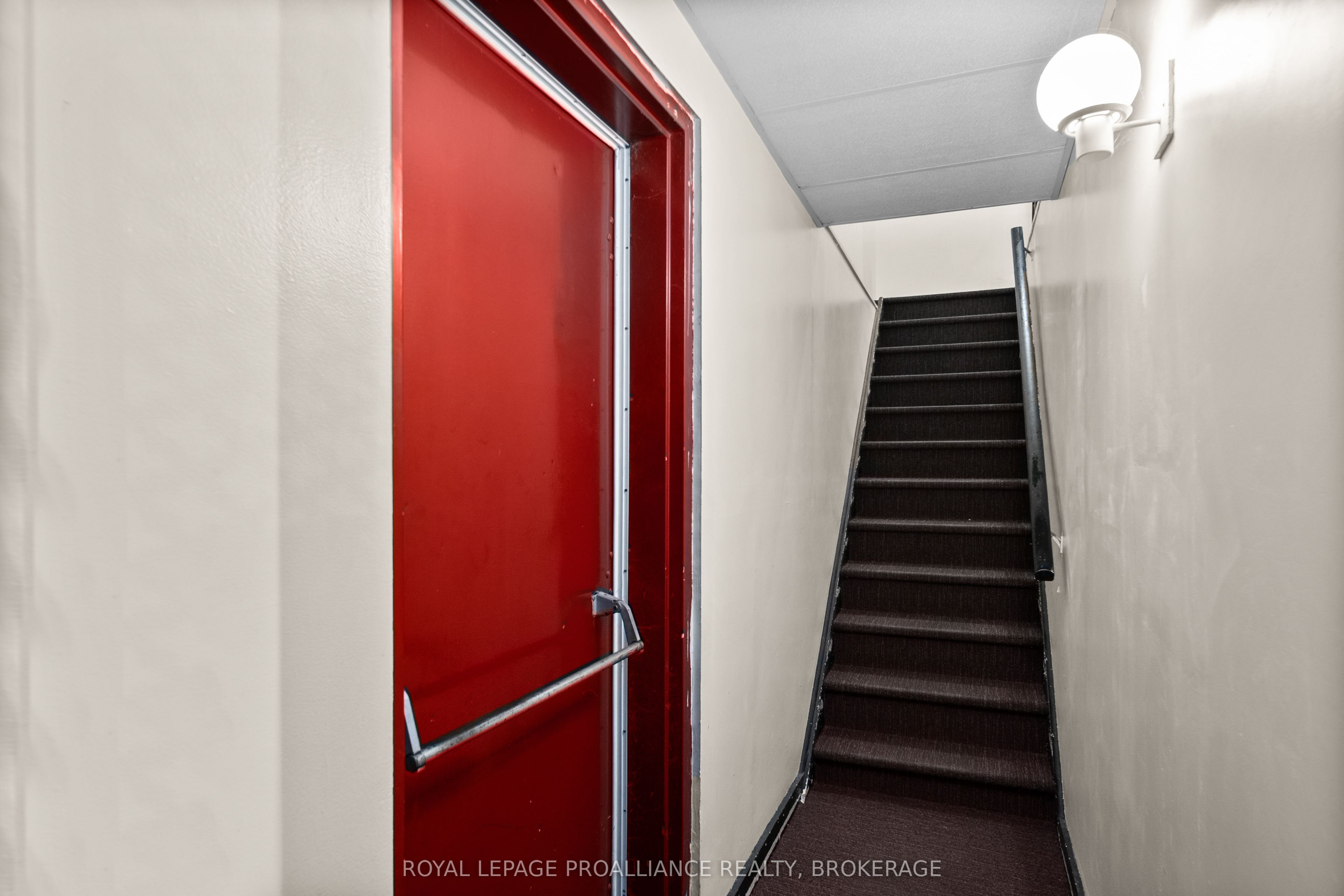 479 Princess Street Property Photo 13