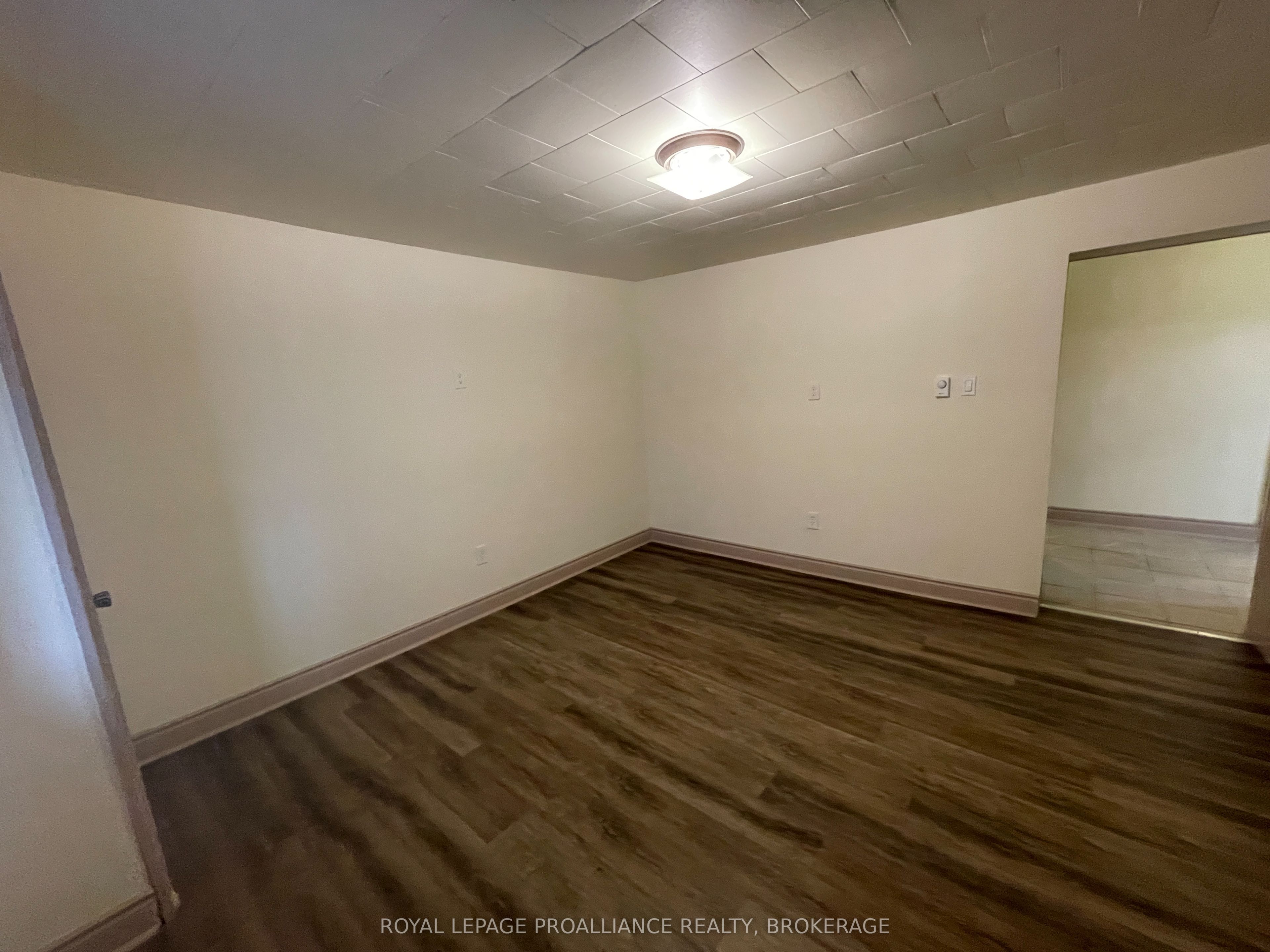 479 Princess Street Property Photo 32