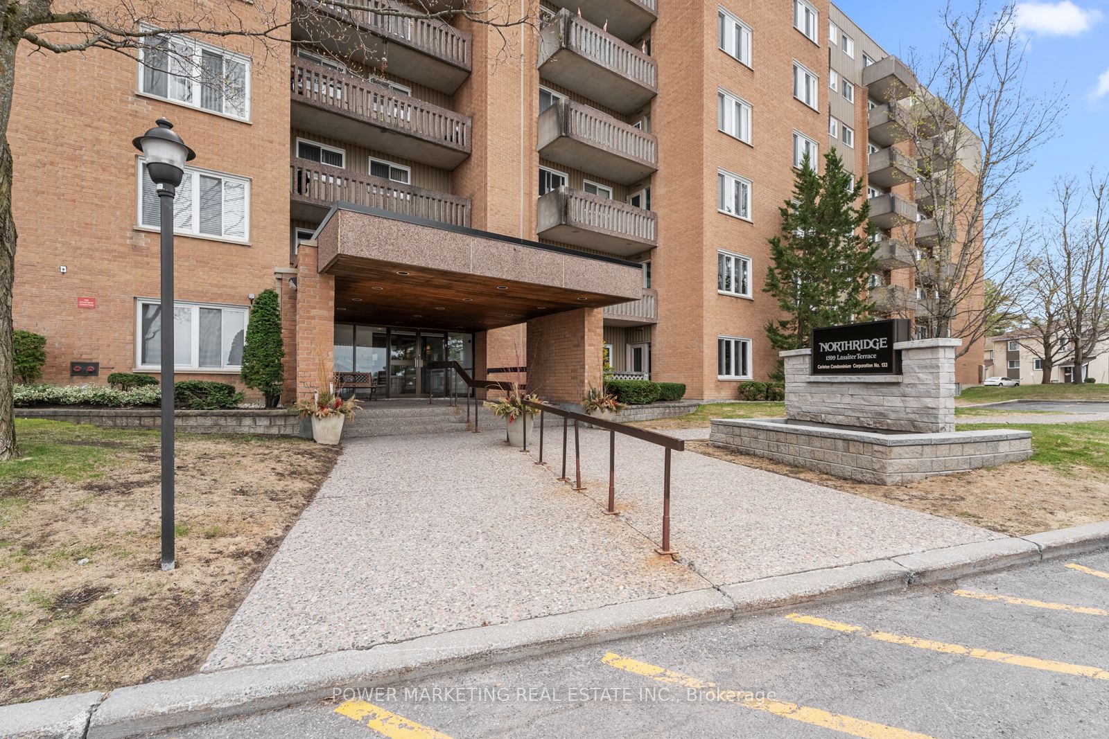 #715 - 1599 Lassiter Terrace Property Photo 2