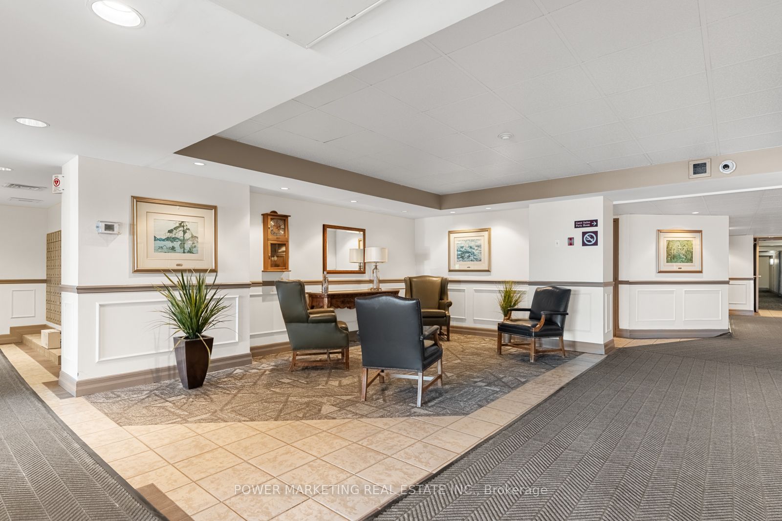 #715 - 1599 Lassiter Terrace Property Photo 4