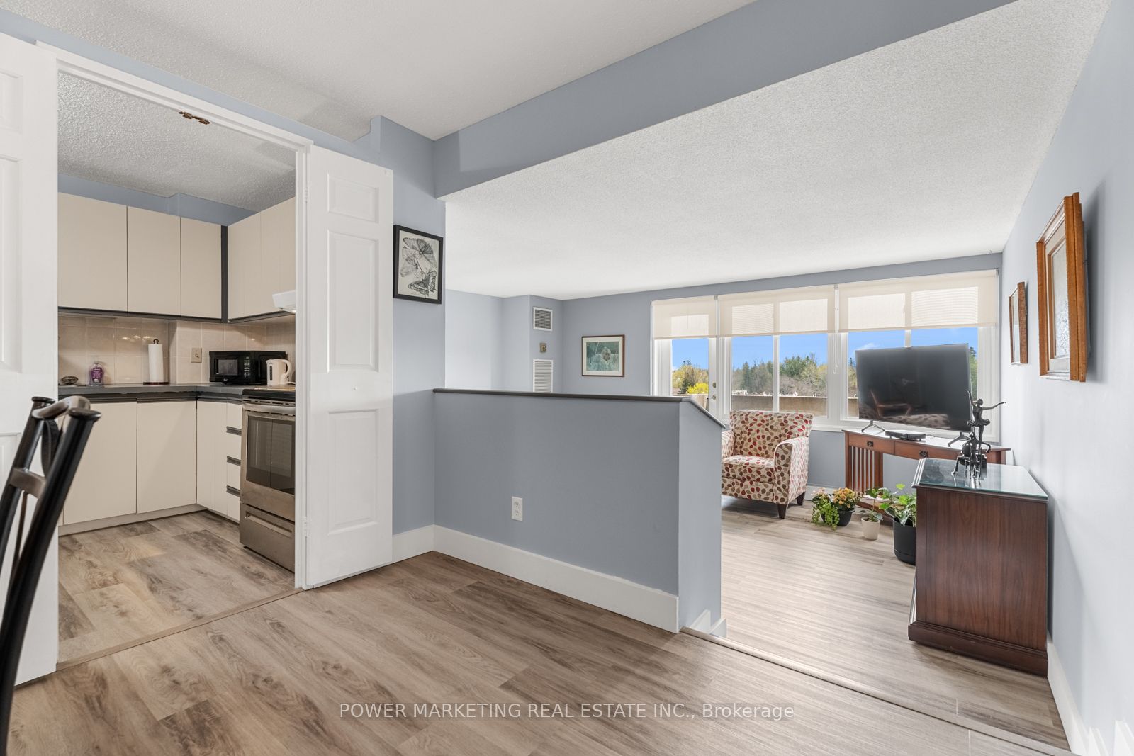 #715 - 1599 Lassiter Terrace Property Photo 8