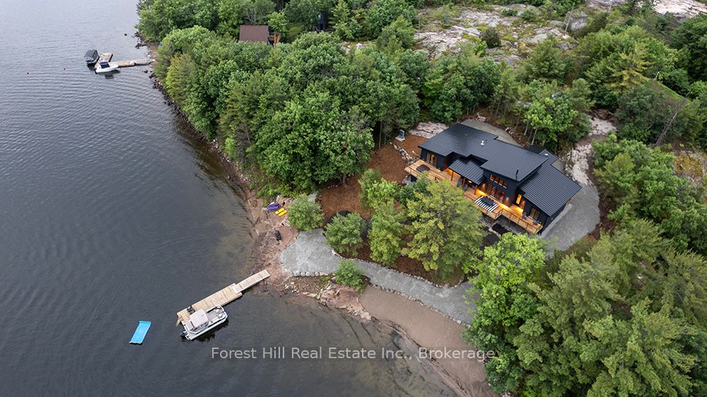 40 Island 810 Property Photo