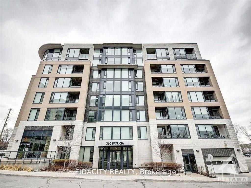 #206 - 360 Patricia Avenue Property Photo 1