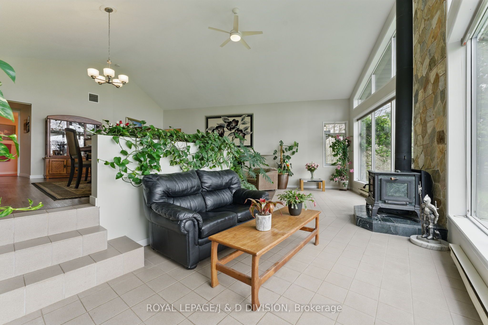 295 Brant Road Property Photo 5