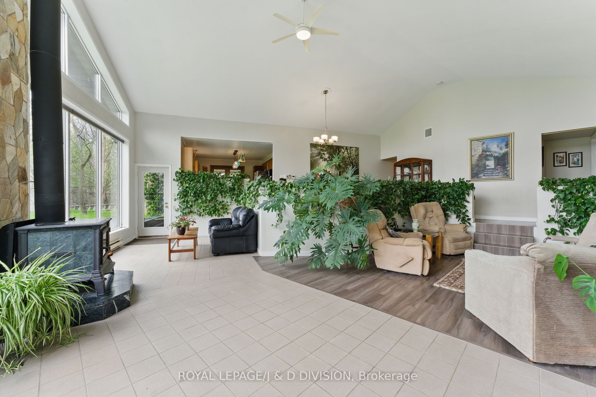 295 Brant Road Property Photo 7