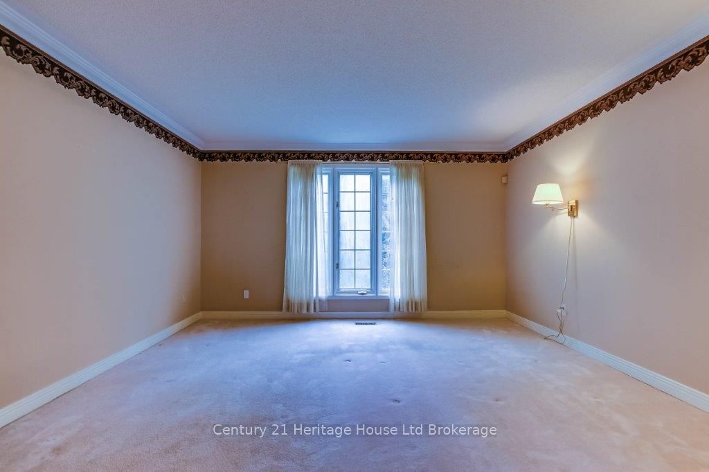 675 Lansdowne Avenue Property Photo 13