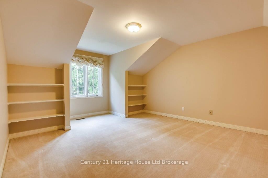 675 Lansdowne Avenue Property Photo 25
