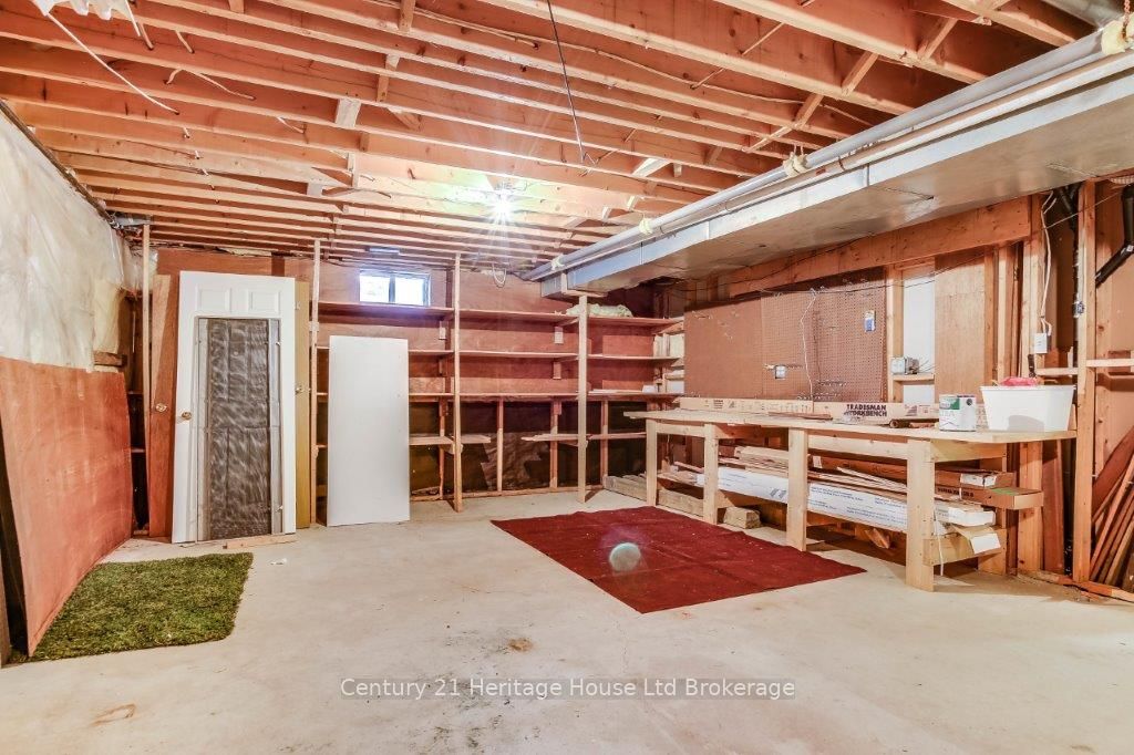 675 Lansdowne Avenue Property Photo 34
