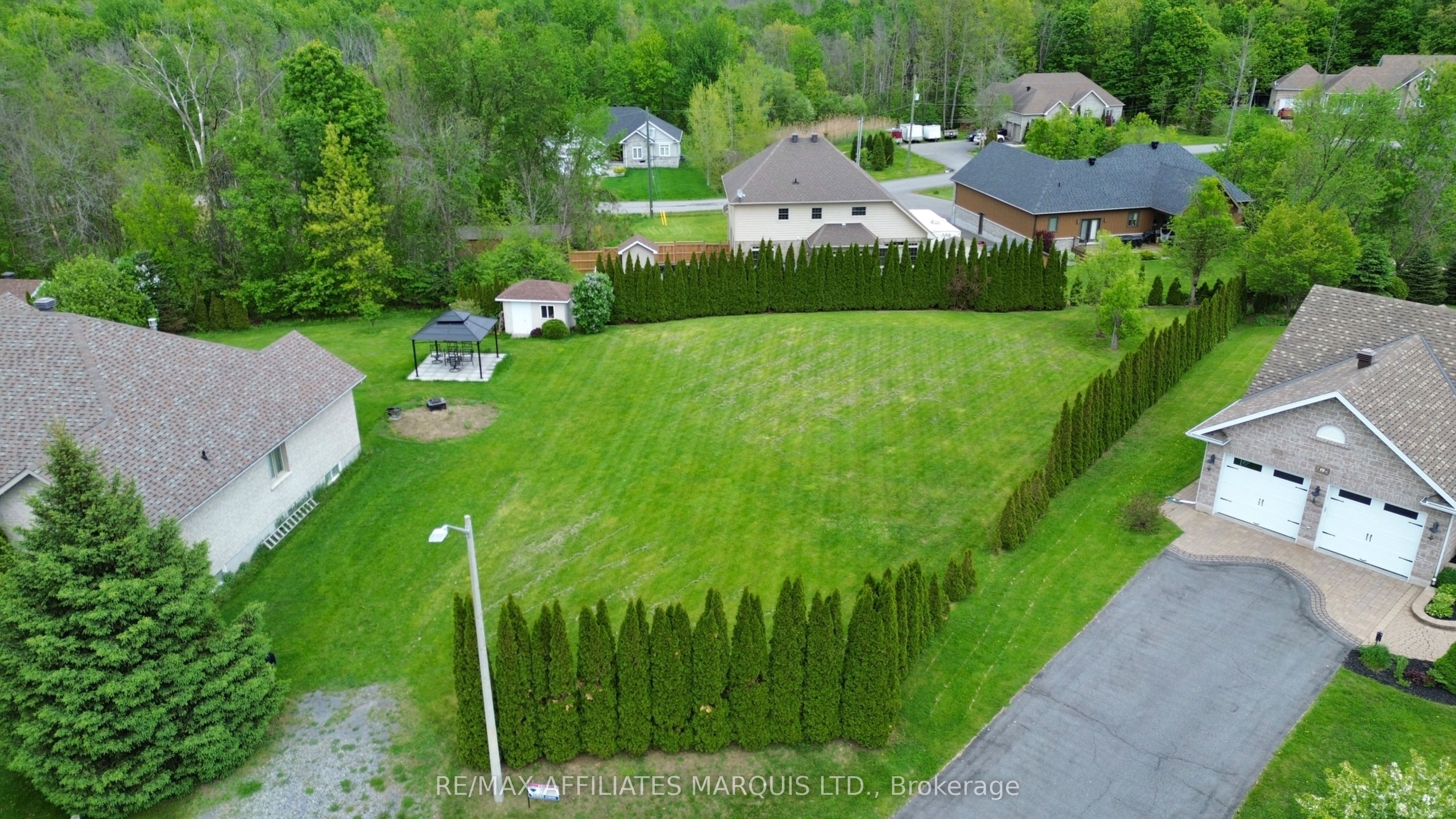 17 Penny Lane Property Photo
