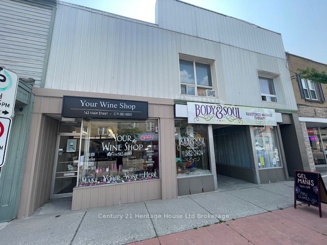 165 Main St Property Photo 2