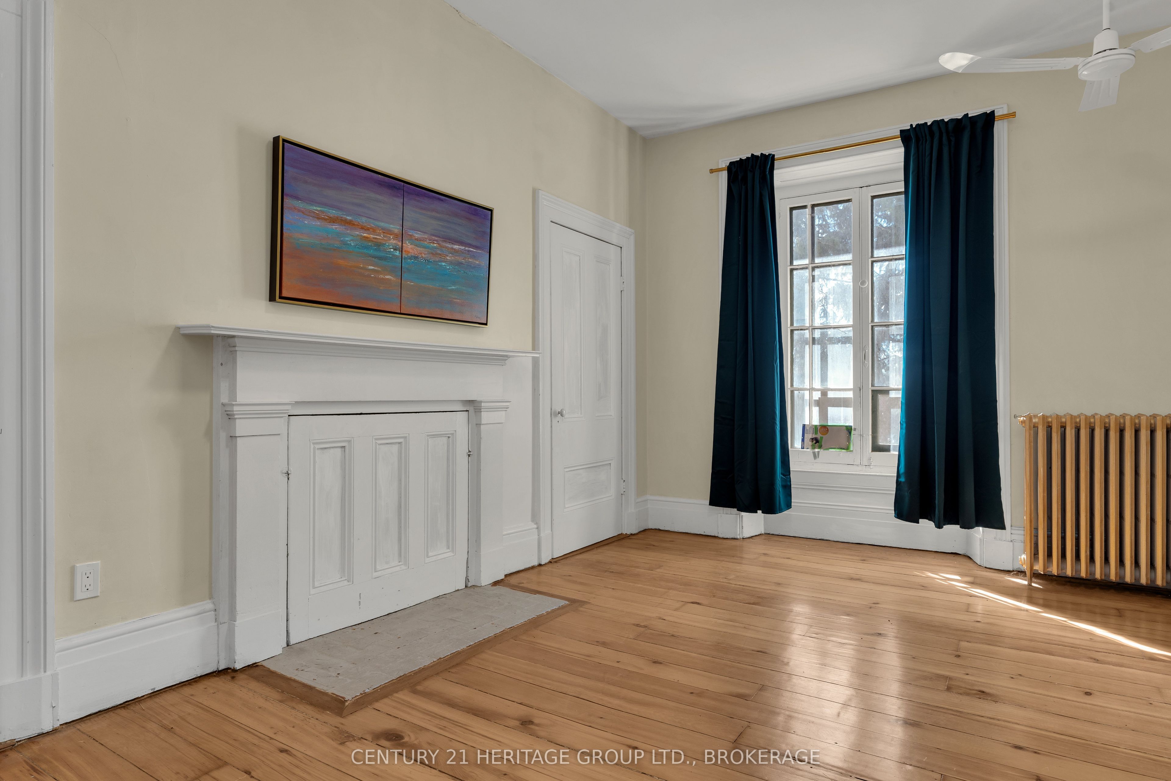 389 King Street E Property Photo 36