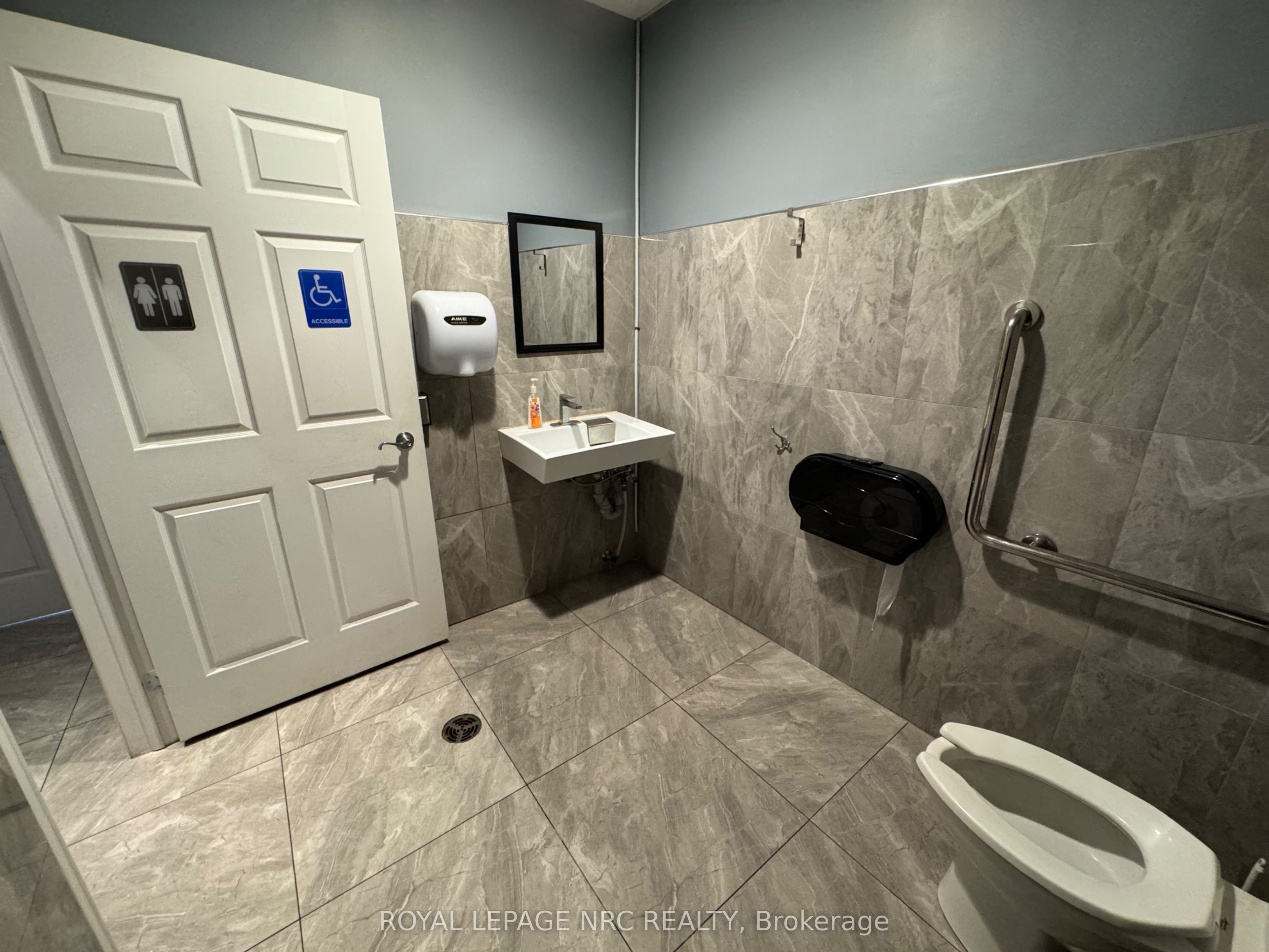 224 Glenridge Avenue 2 Property Photo 14