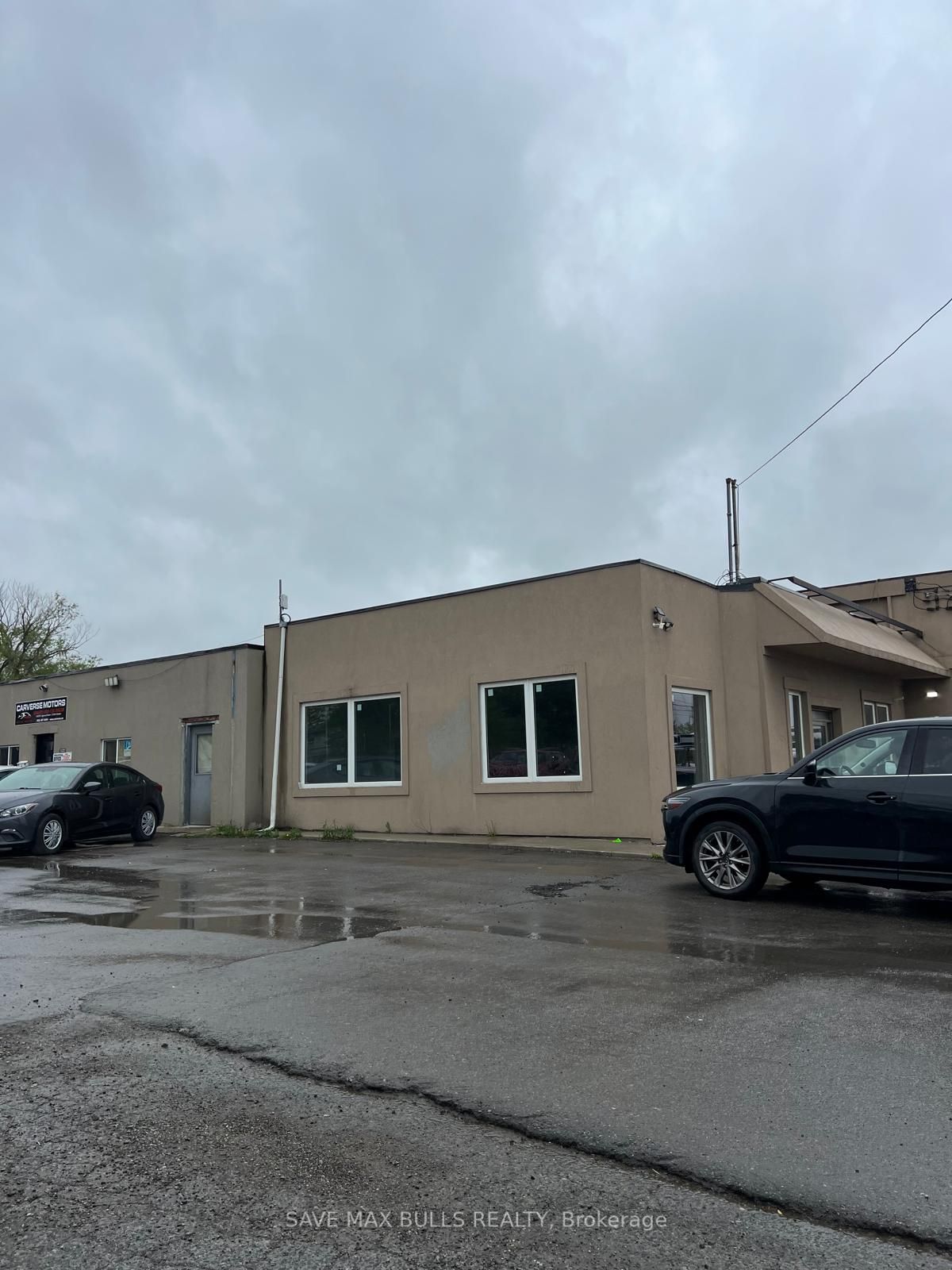#unit# 1 Front Unit - 3761 Hwy 6 Road Property Photo 4