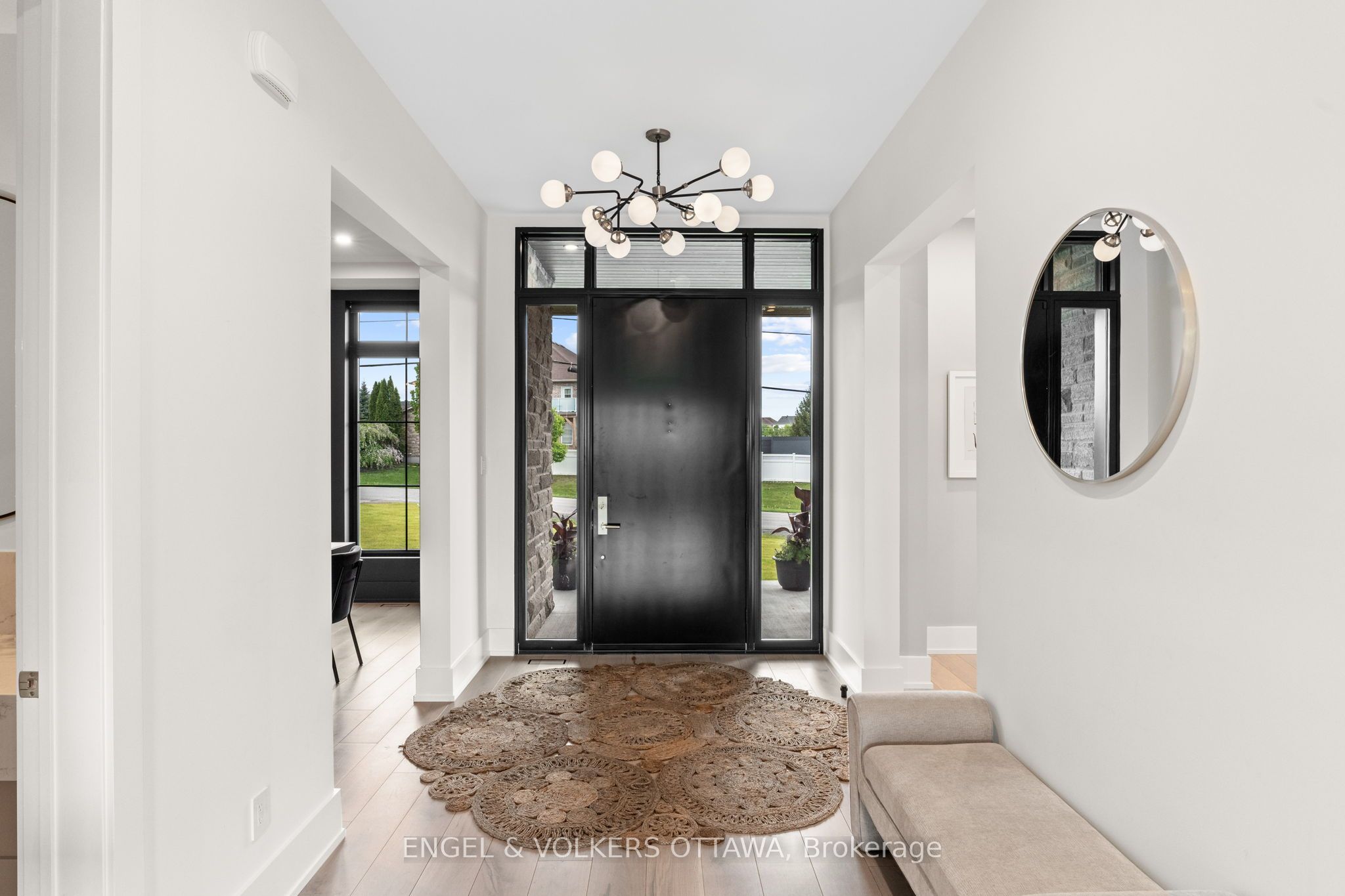 39 Winding Way Property Photo 5